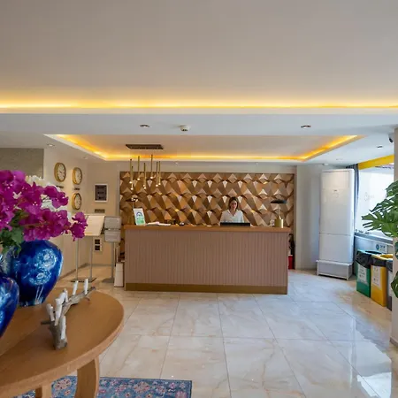Fifty5 Hotell 3*